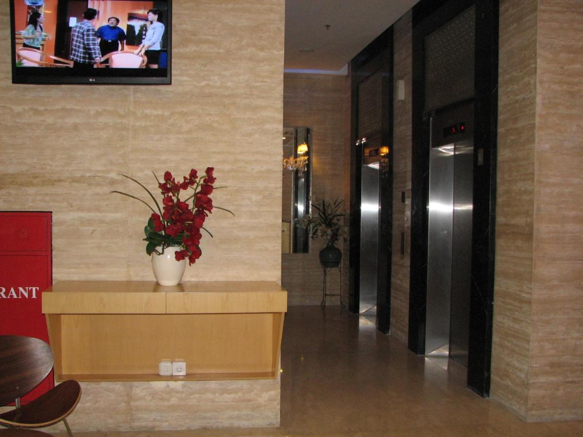 Favehotel Tanah Abang - Cideng Jacarta Exterior foto