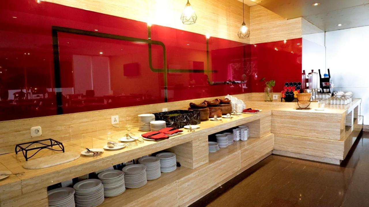 Favehotel Tanah Abang - Cideng Jacarta Exterior foto