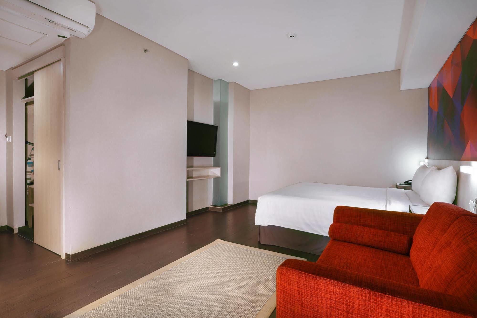 Favehotel Tanah Abang - Cideng Jacarta Exterior foto